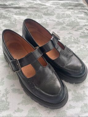 Simons Notched Black platform Mary Janes Made in Portugal 🇵🇹 size 38
